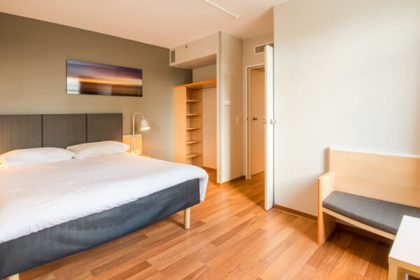 Budget Hotel Rooms Img 1