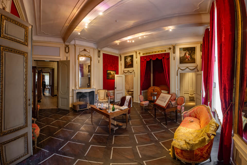 Heritage Hotel Rooms And Suites Interior Img 5